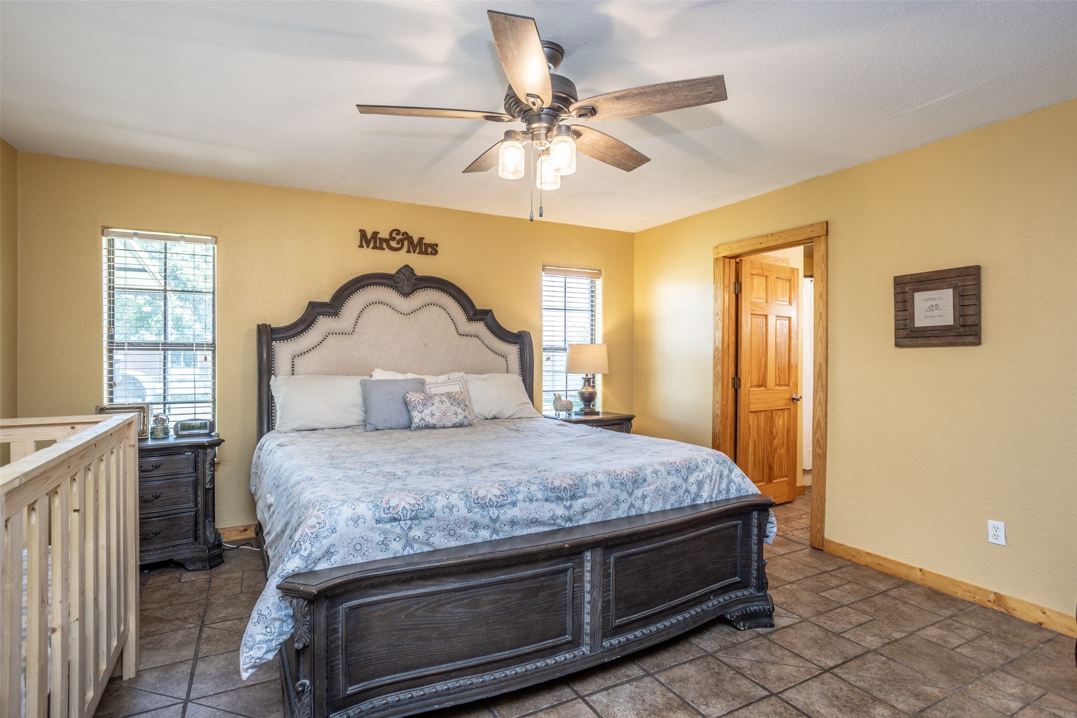 291 Old Spanish Trail Valley View TX 76272