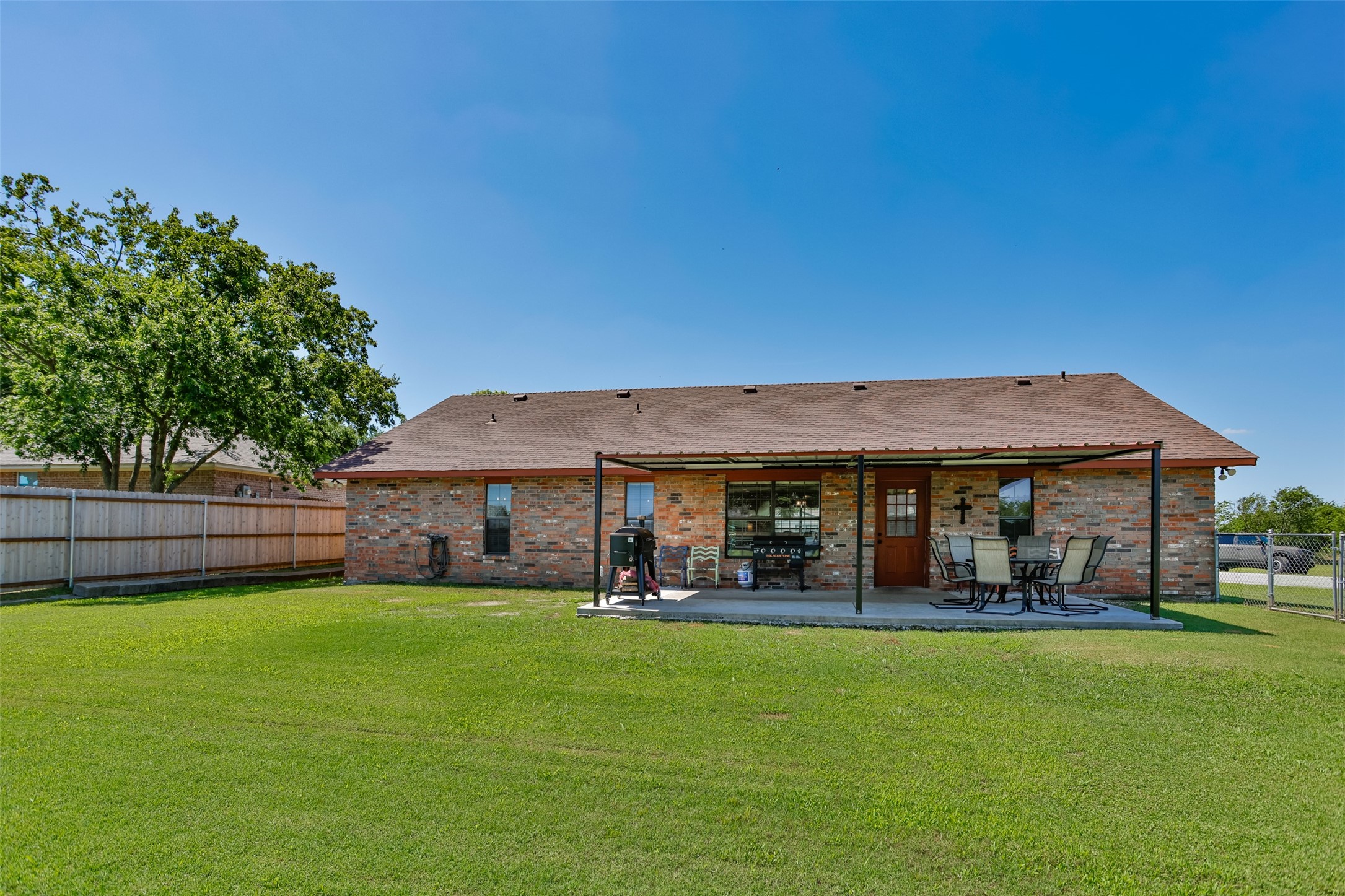 291 Old Spanish Trail Valley View TX 76272