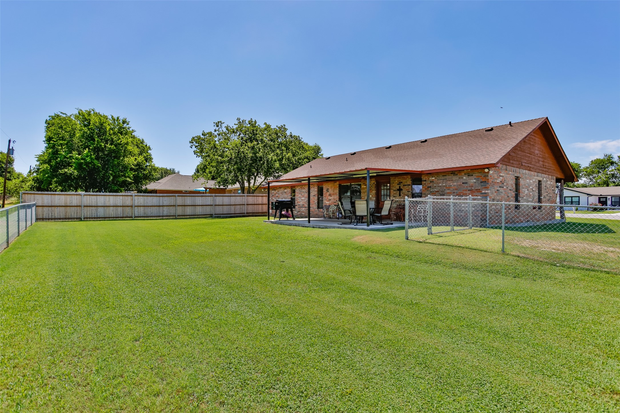 291 Old Spanish Trail Valley View TX 76272
