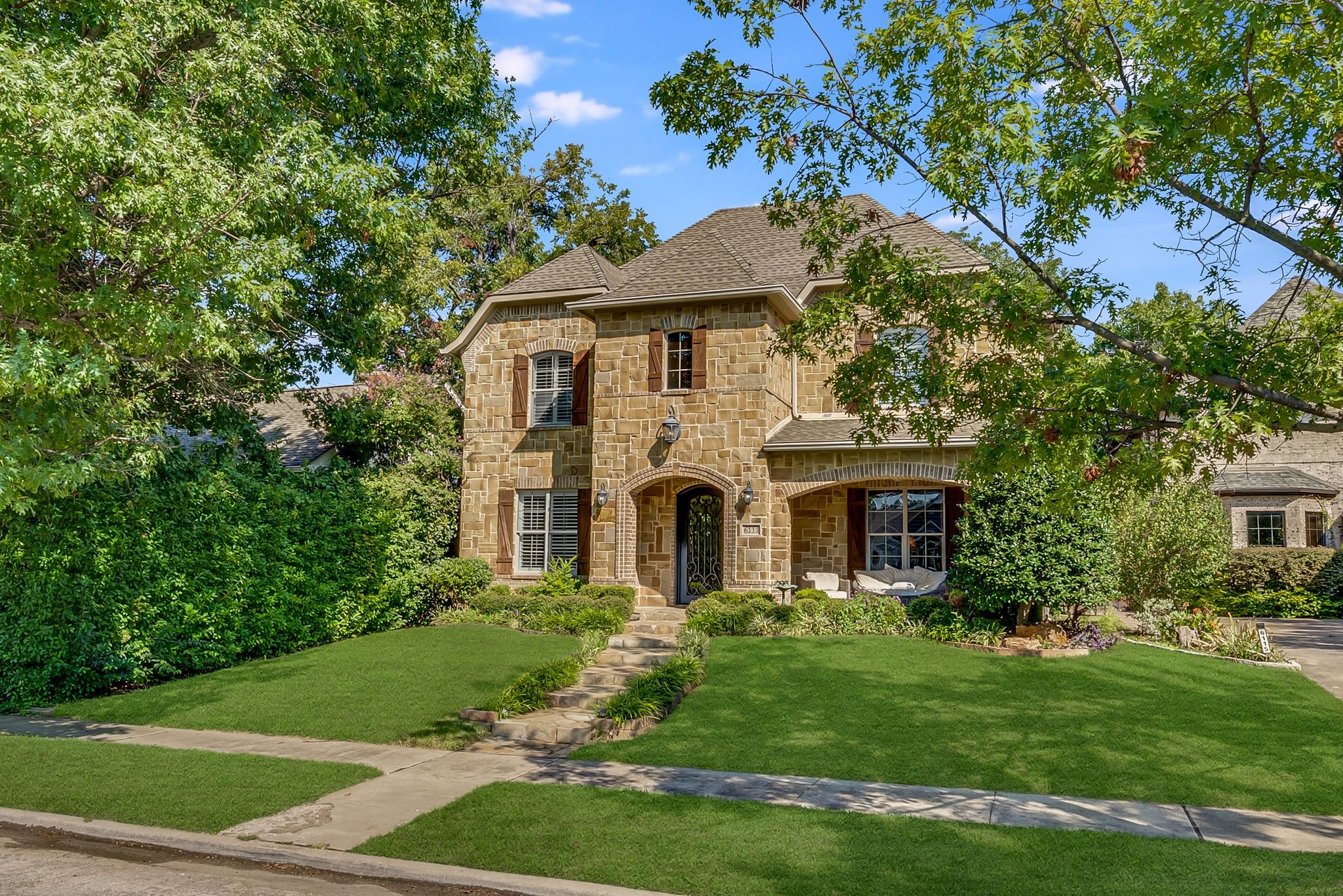 6111 Palo Pinto Avenue Dallas TX 75214