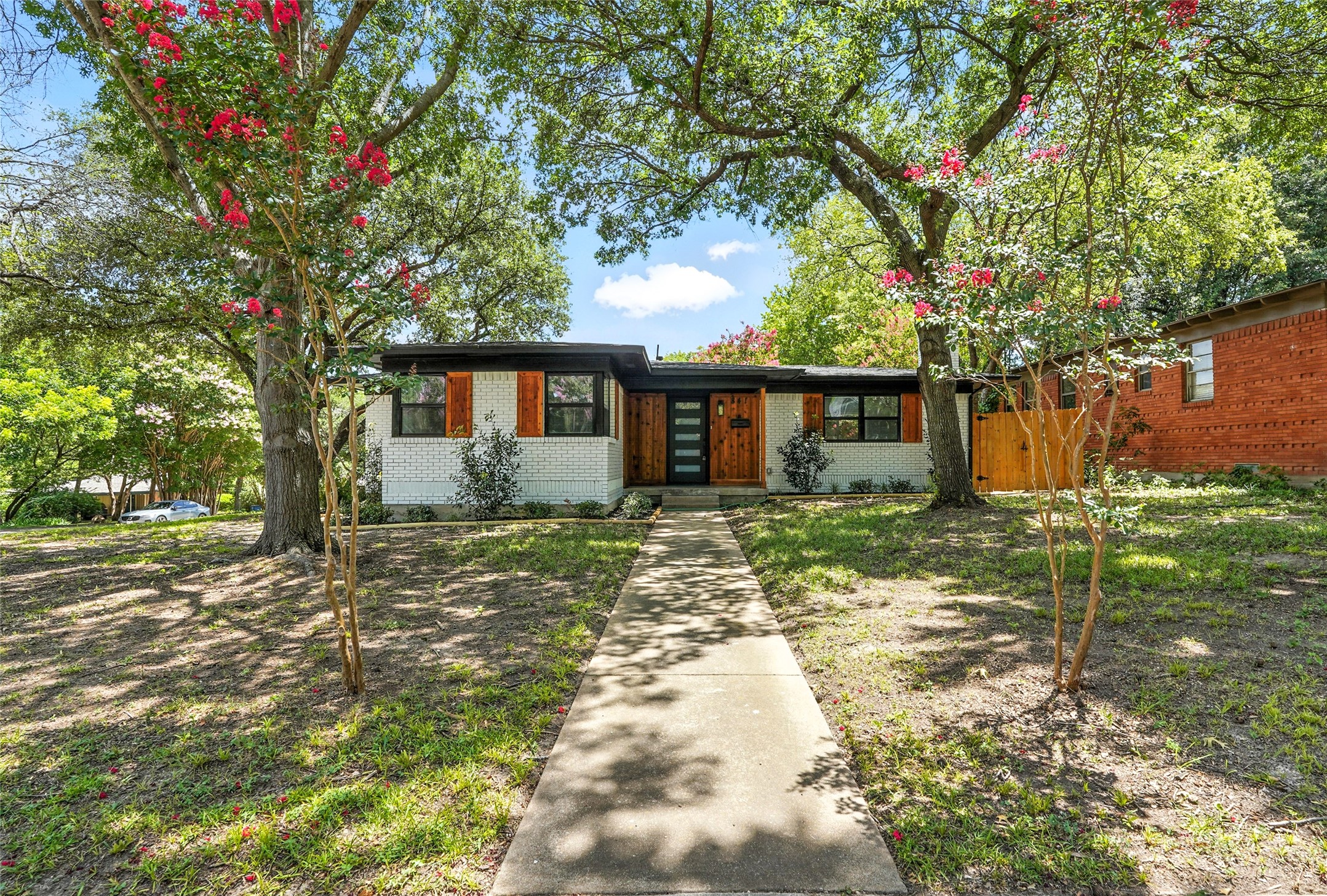 841 Lake Terrace Circle Dallas TX 75218