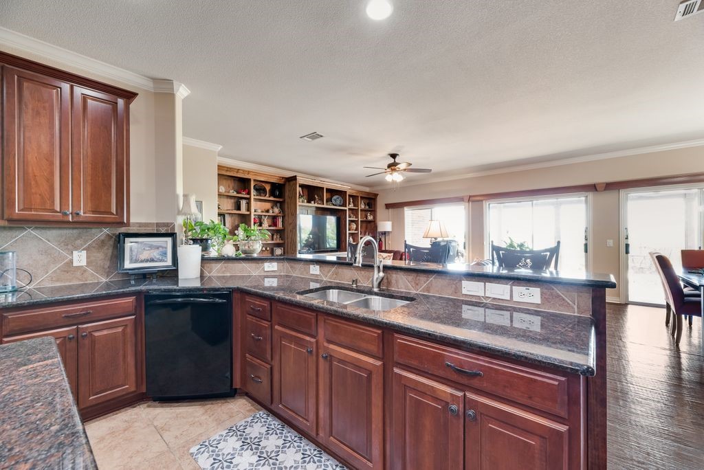 1565 Harbor Springs Drive Frisco TX 75036