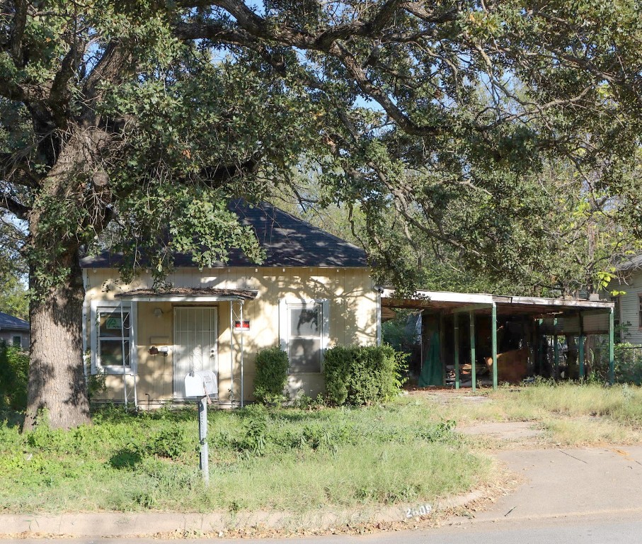 2809 Walker Street Fort Worth TX 76105