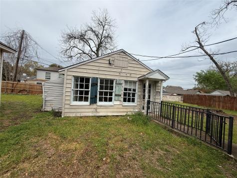 325 W 4th Street Tyler TX 75701