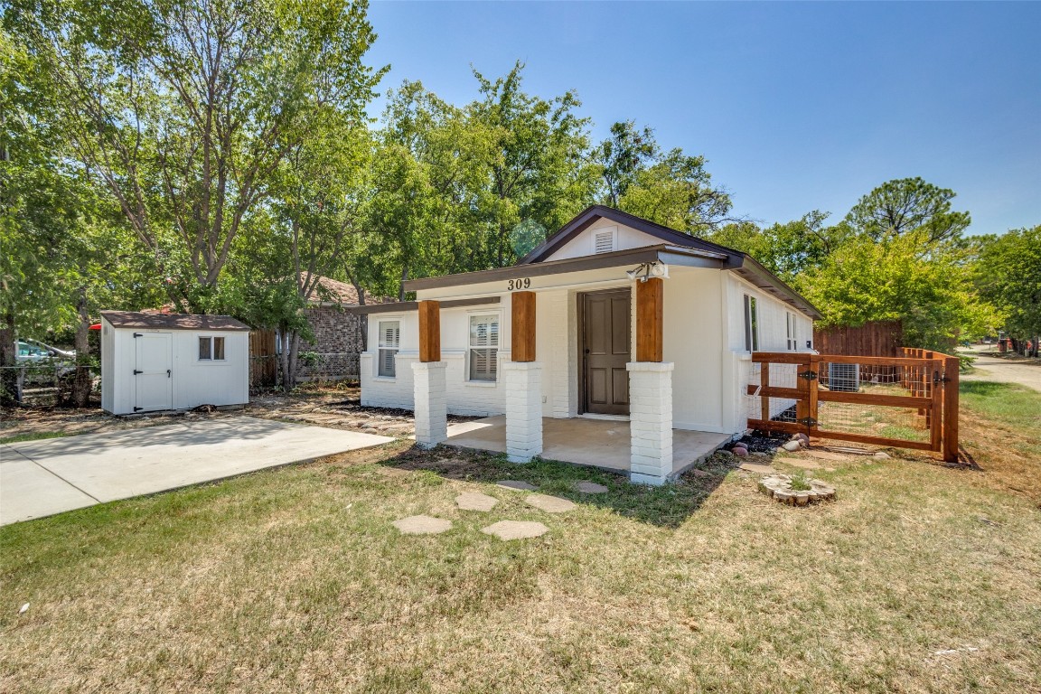 309 Starfish Street Lake Dallas TX 75065