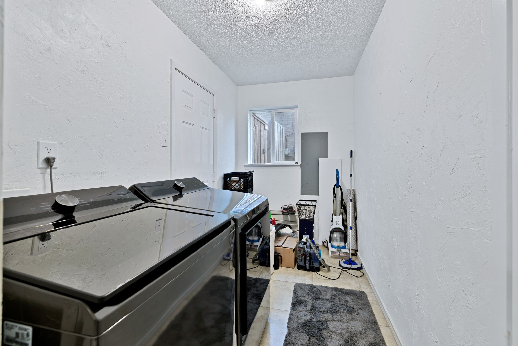 1401 Greentree Lane Garland TX 75042