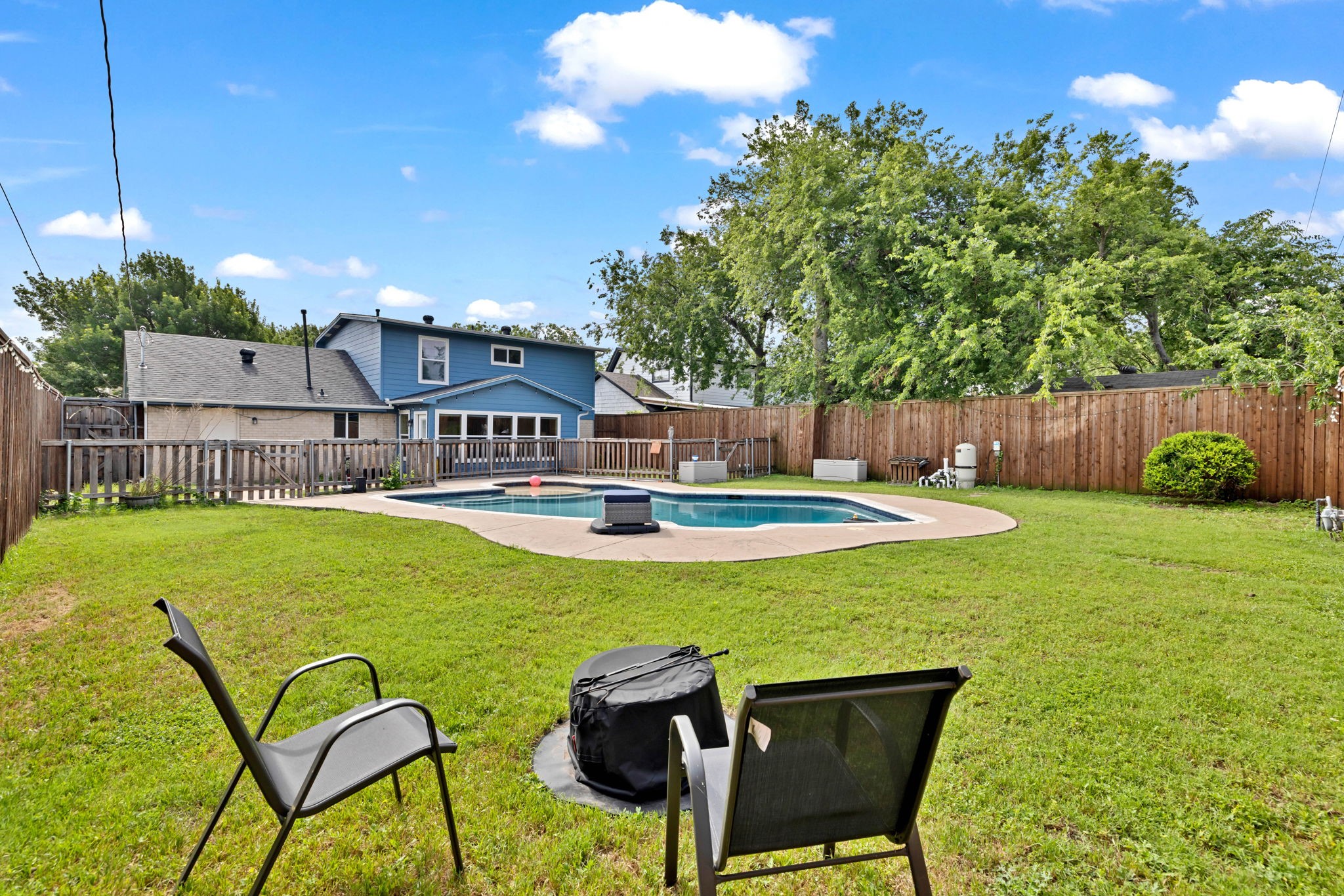 1401 Greentree Lane Garland TX 75042