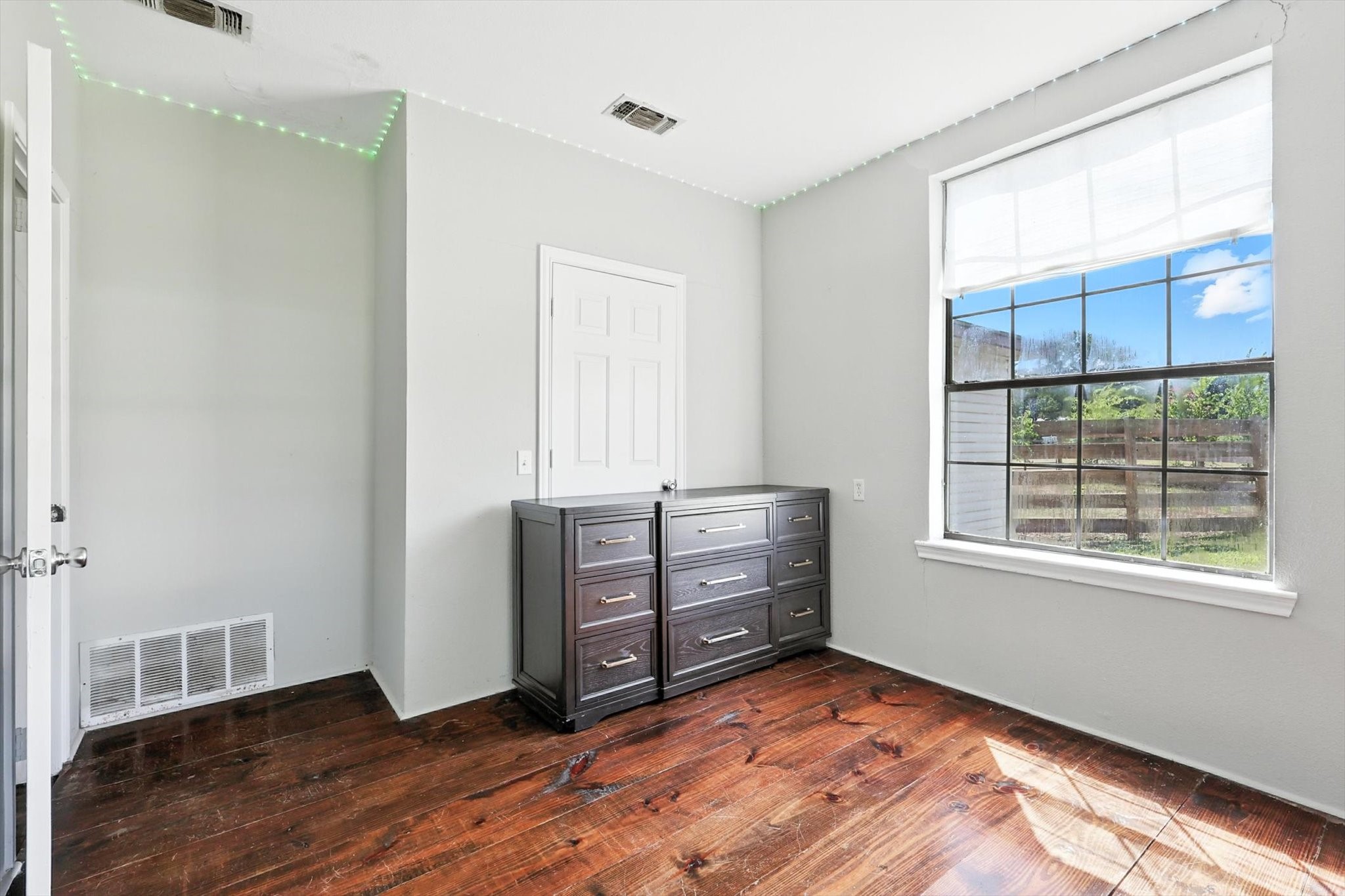 400 Katy Street Alba TX 75410