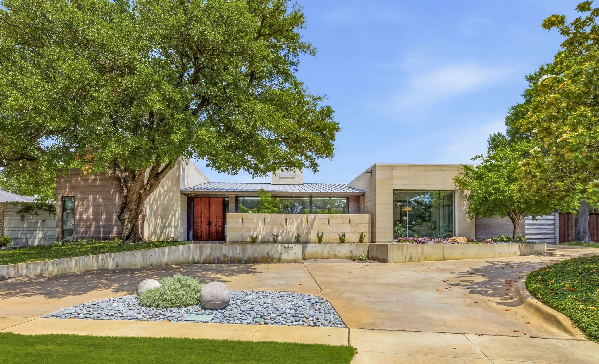 10722 Bushire Drive Dallas TX 75229