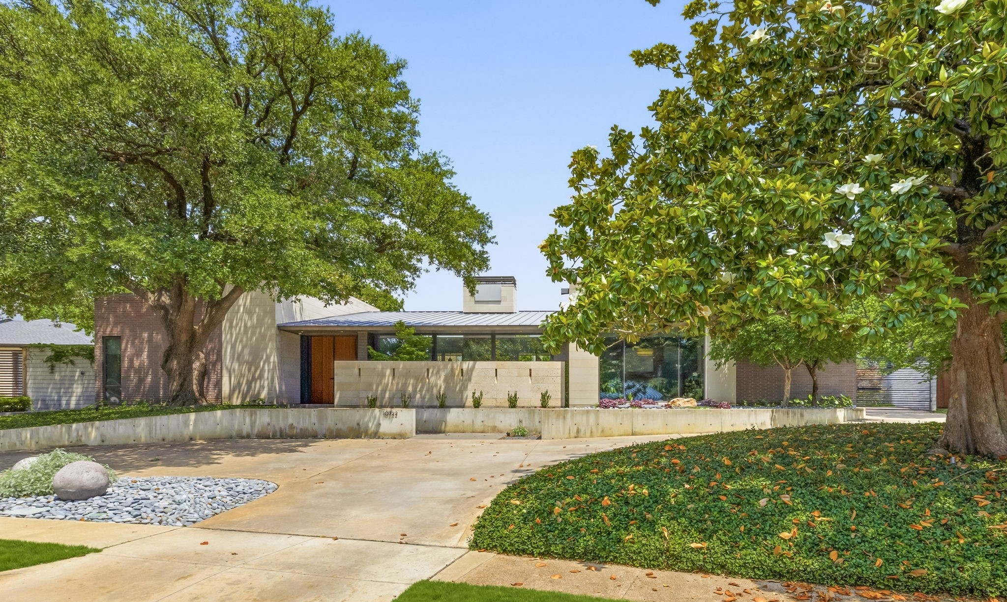 10722 Bushire Drive Dallas TX 75229