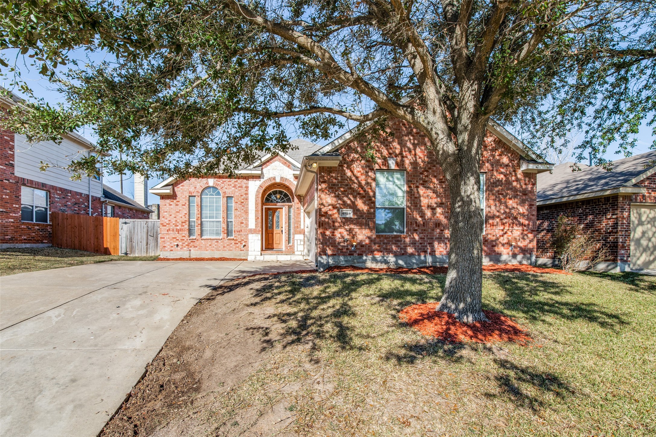 4813 Kingfisher Lane Mesquite TX 75181
