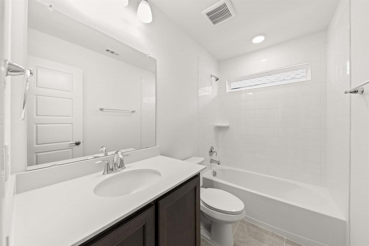 1608 Meadow Crest Drive Aubrey TX 76227