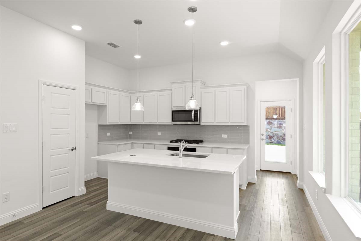 1608 Meadow Crest Drive Aubrey TX 76227