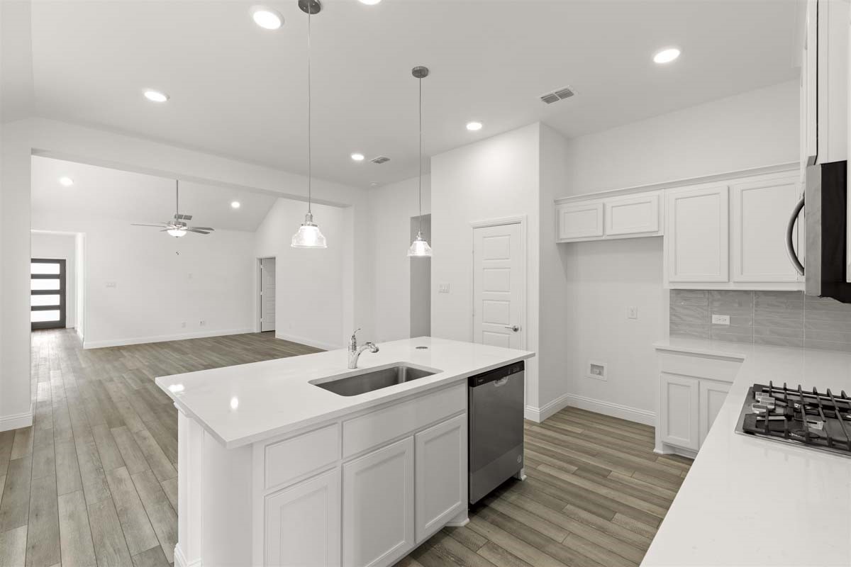 1608 Meadow Crest Drive Aubrey TX 76227