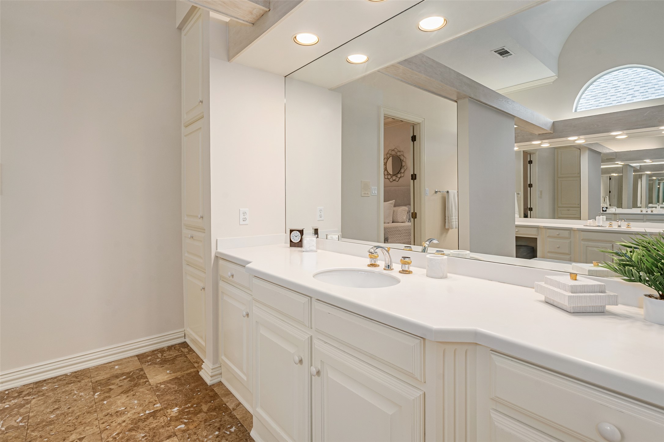 6 Glenheather Court Dallas TX 75225