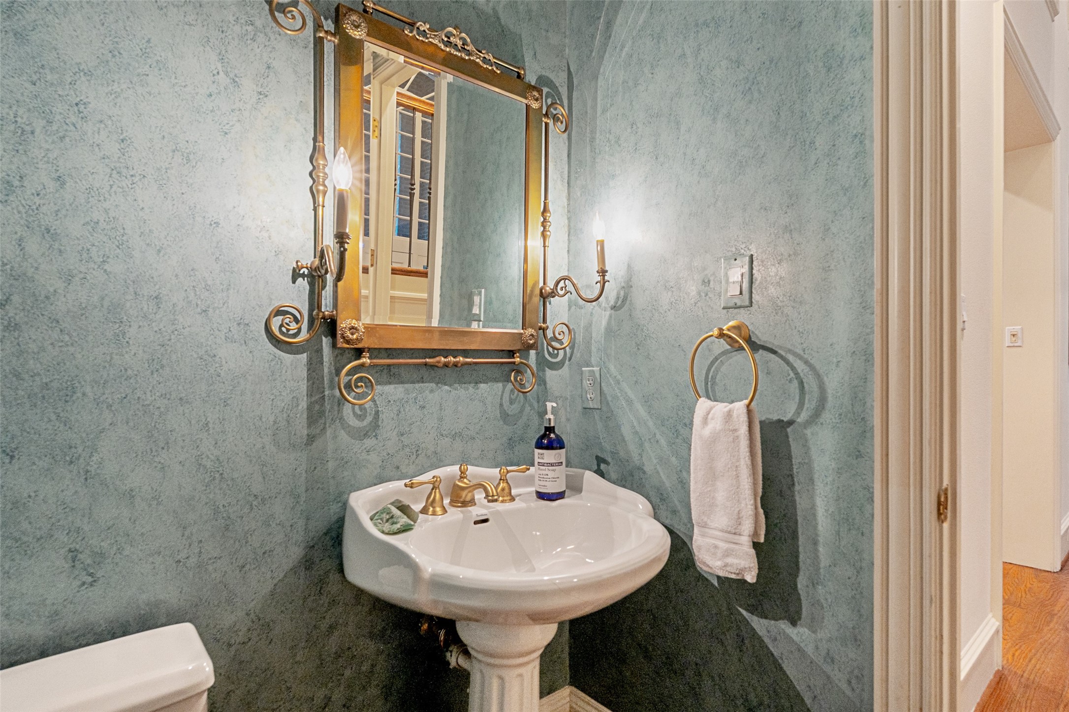 6 Glenheather Court Dallas TX 75225