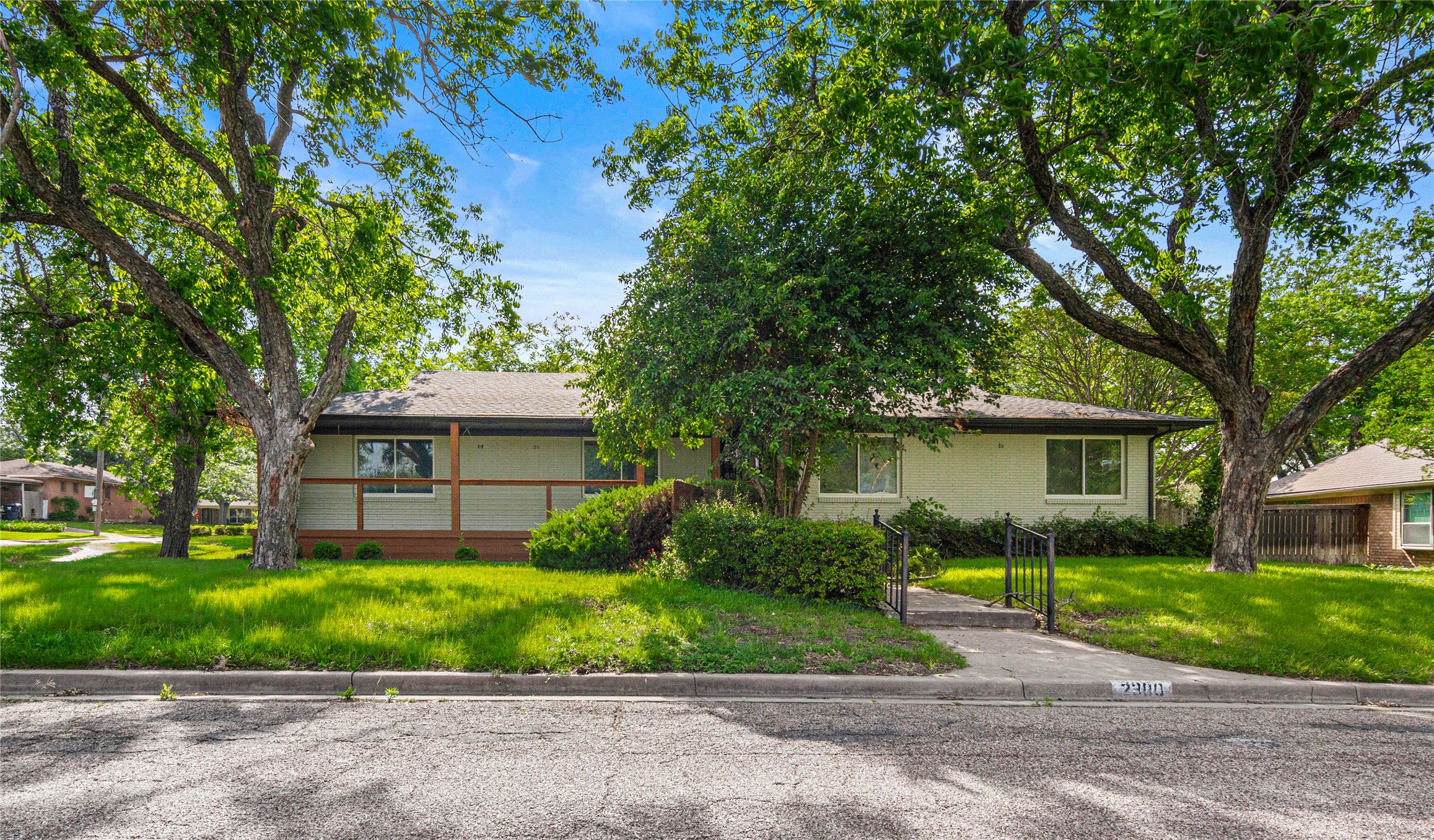 2300 Starr Drive Waco TX 76710