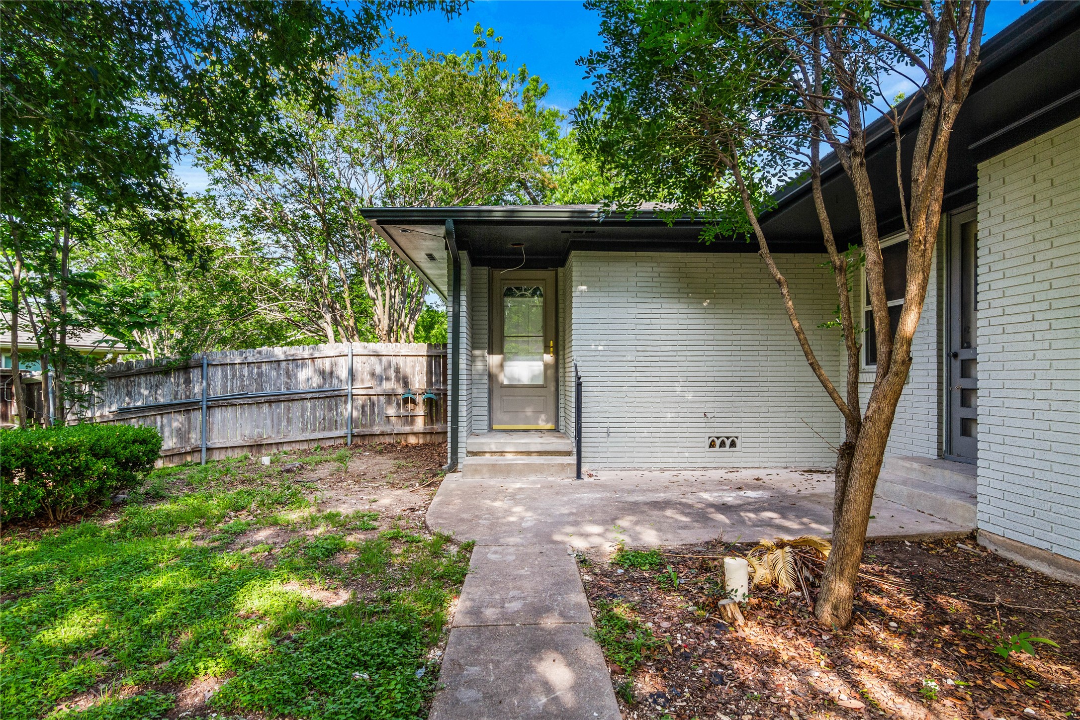 2300 Starr Drive Waco TX 76710