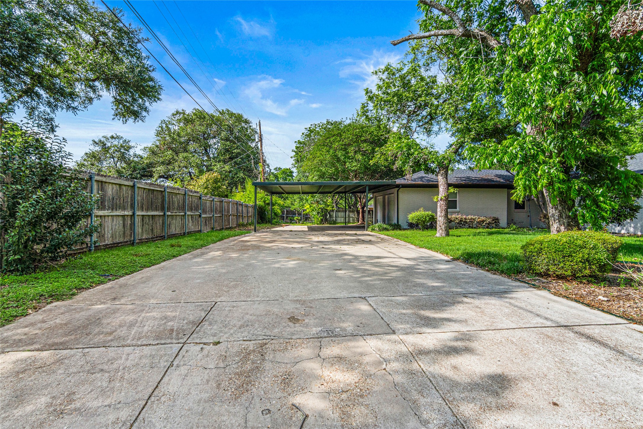 2300 Starr Drive Waco TX 76710