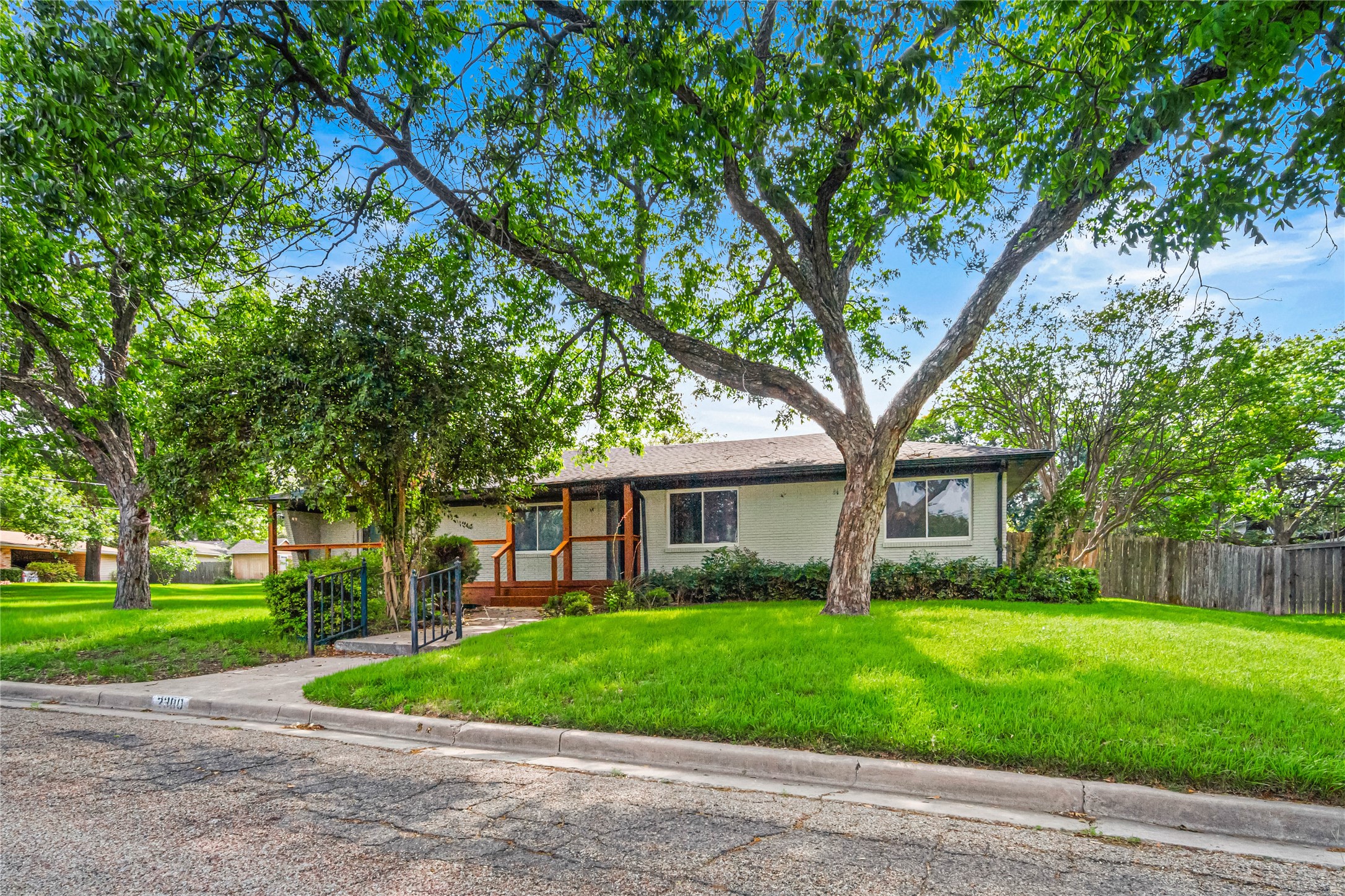 2300 Starr Drive Waco TX 76710
