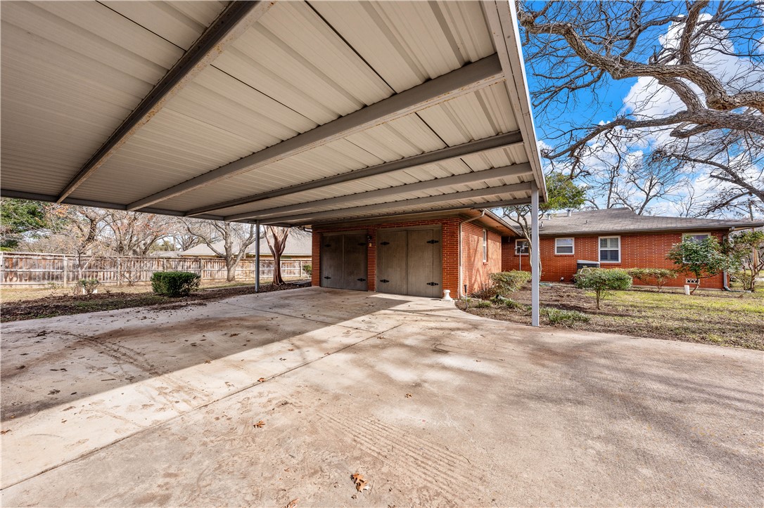 2300 Starr Drive Waco TX 76710