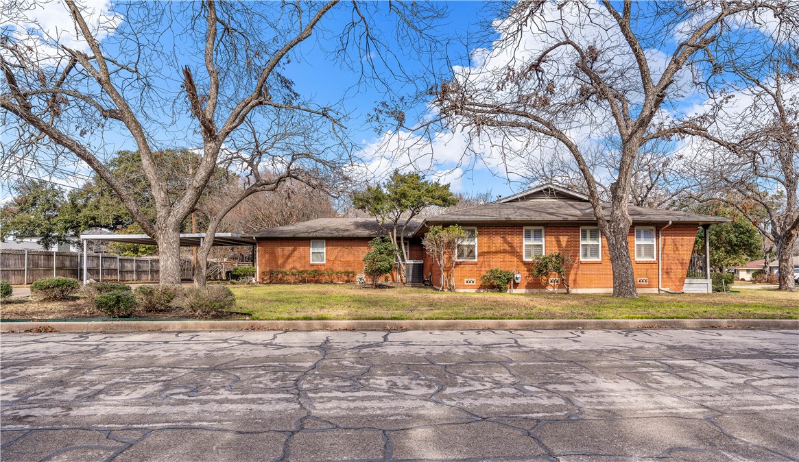 2300 Starr Drive Waco TX 76710