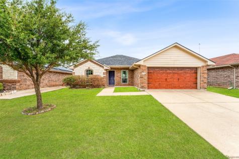 1316 Camden Yard Drive Burleson TX 76028