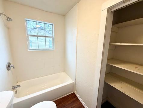 1140 Faulkner Lane Waco TX 76704