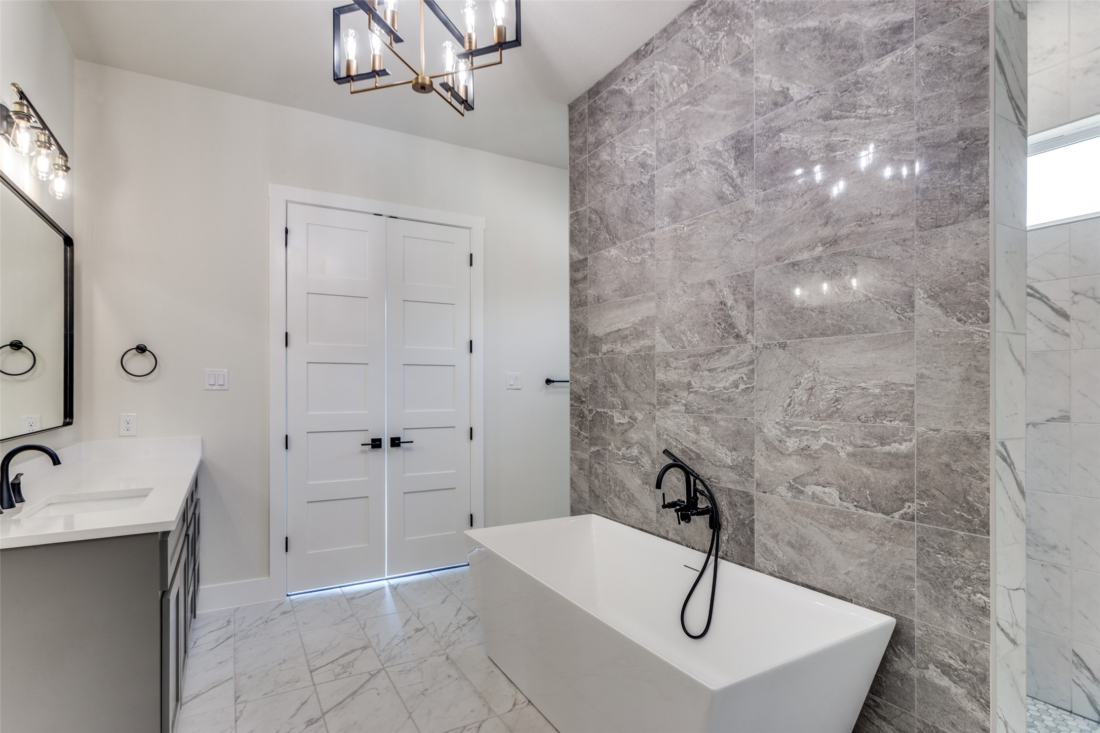 1037 Woodland Road Weatherford TX 76088