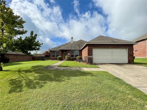 1738 Summerwood Lane Cedar Hill TX 75104