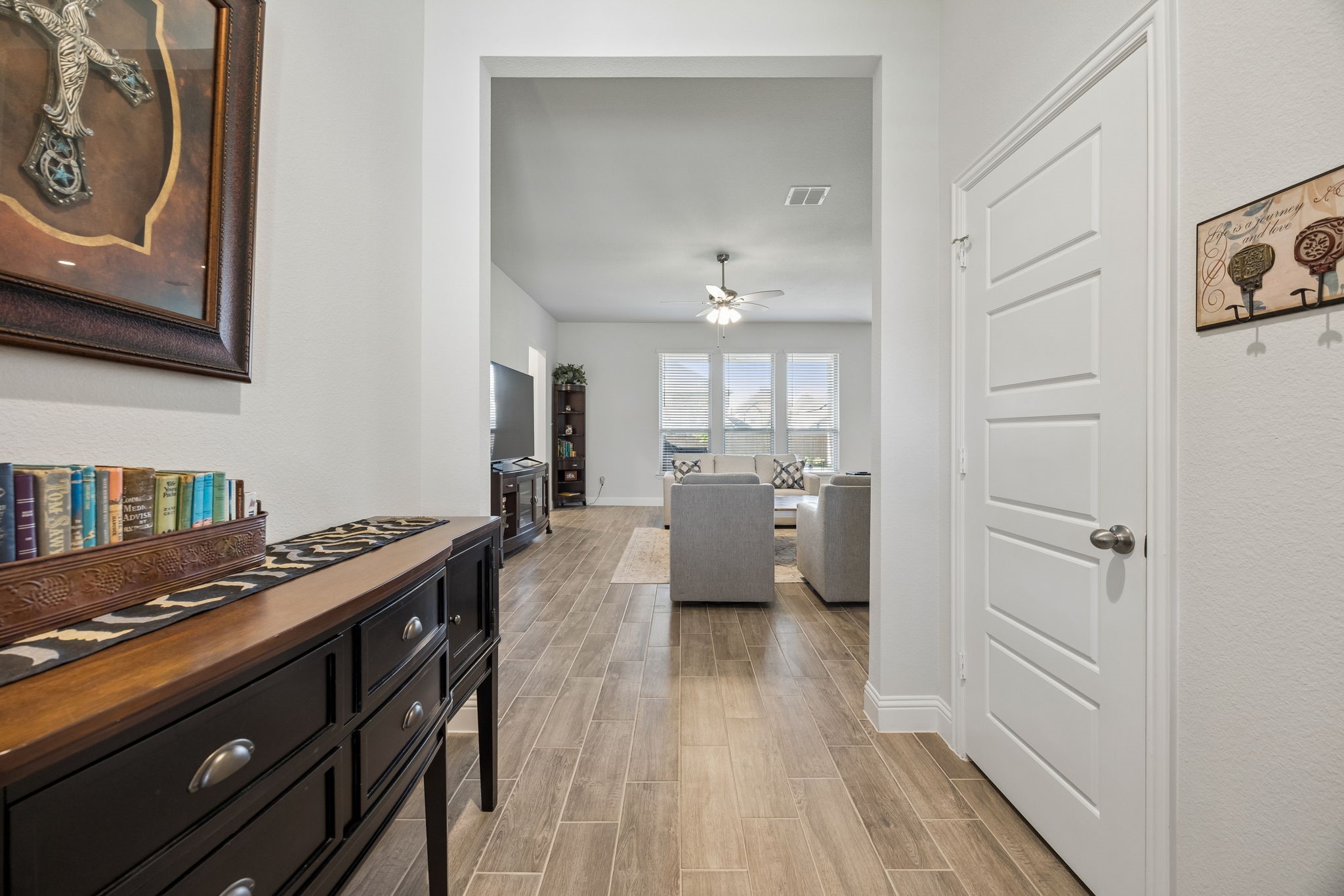1009 Moss Grove Trail Justin TX 76247