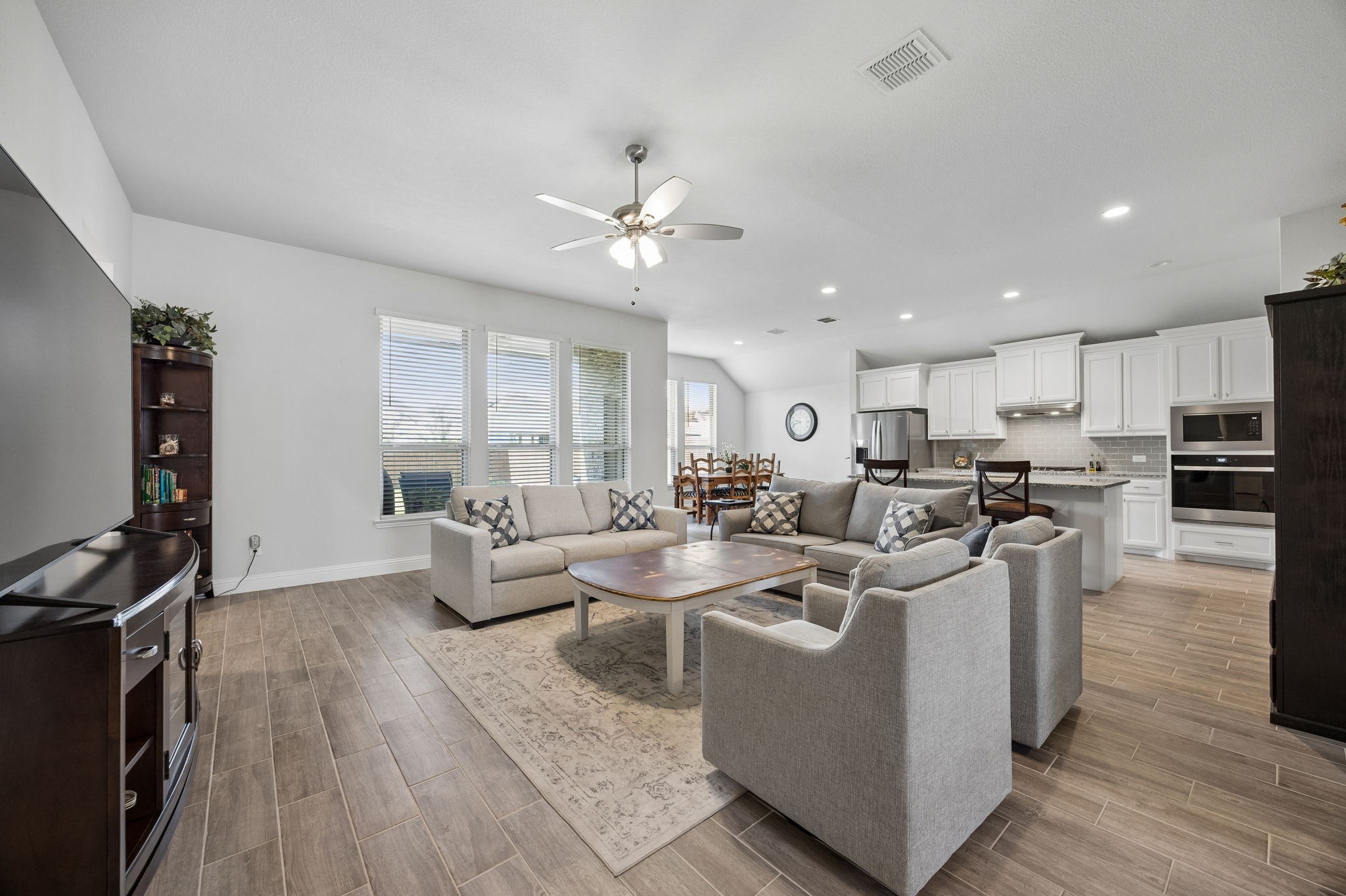 1009 Moss Grove Trail Justin TX 76247