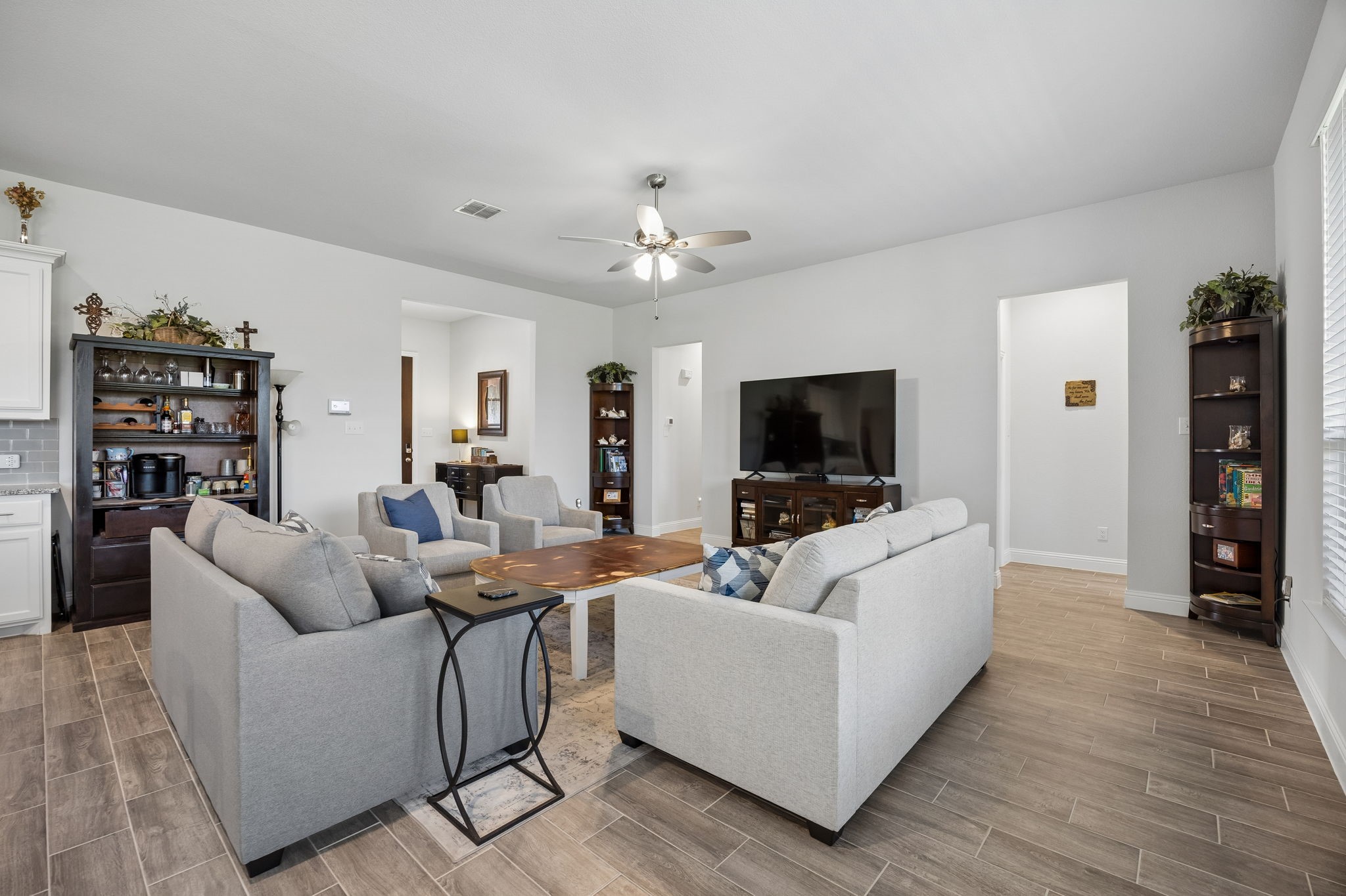 1009 Moss Grove Trail Justin TX 76247
