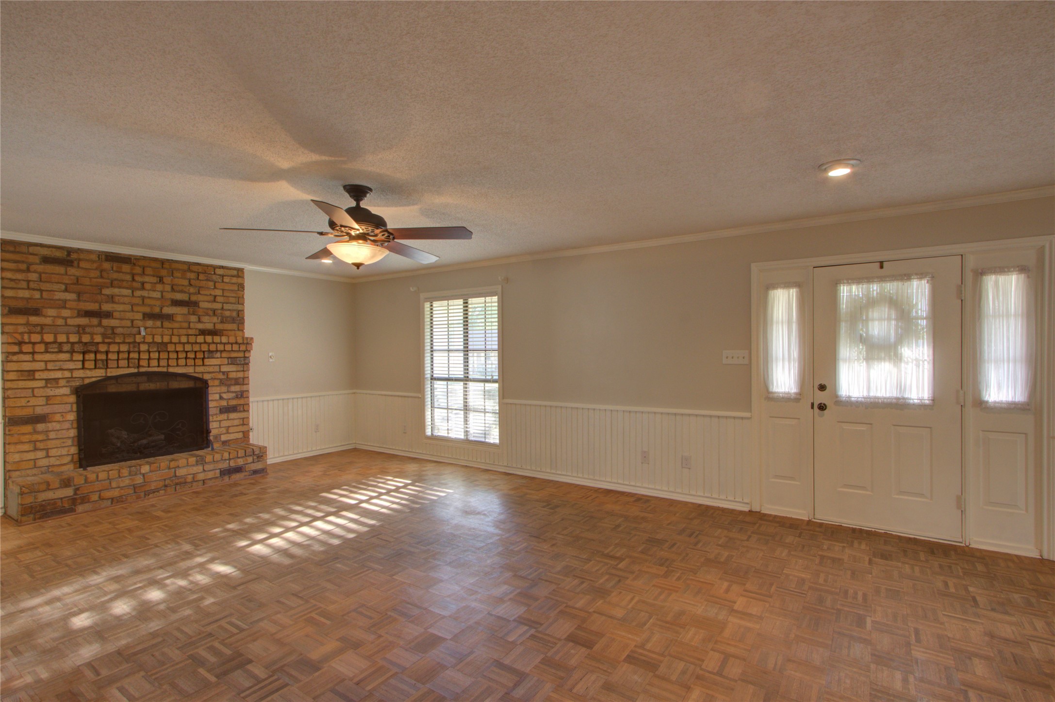 325 Loma Linda Wake Village TX 75501