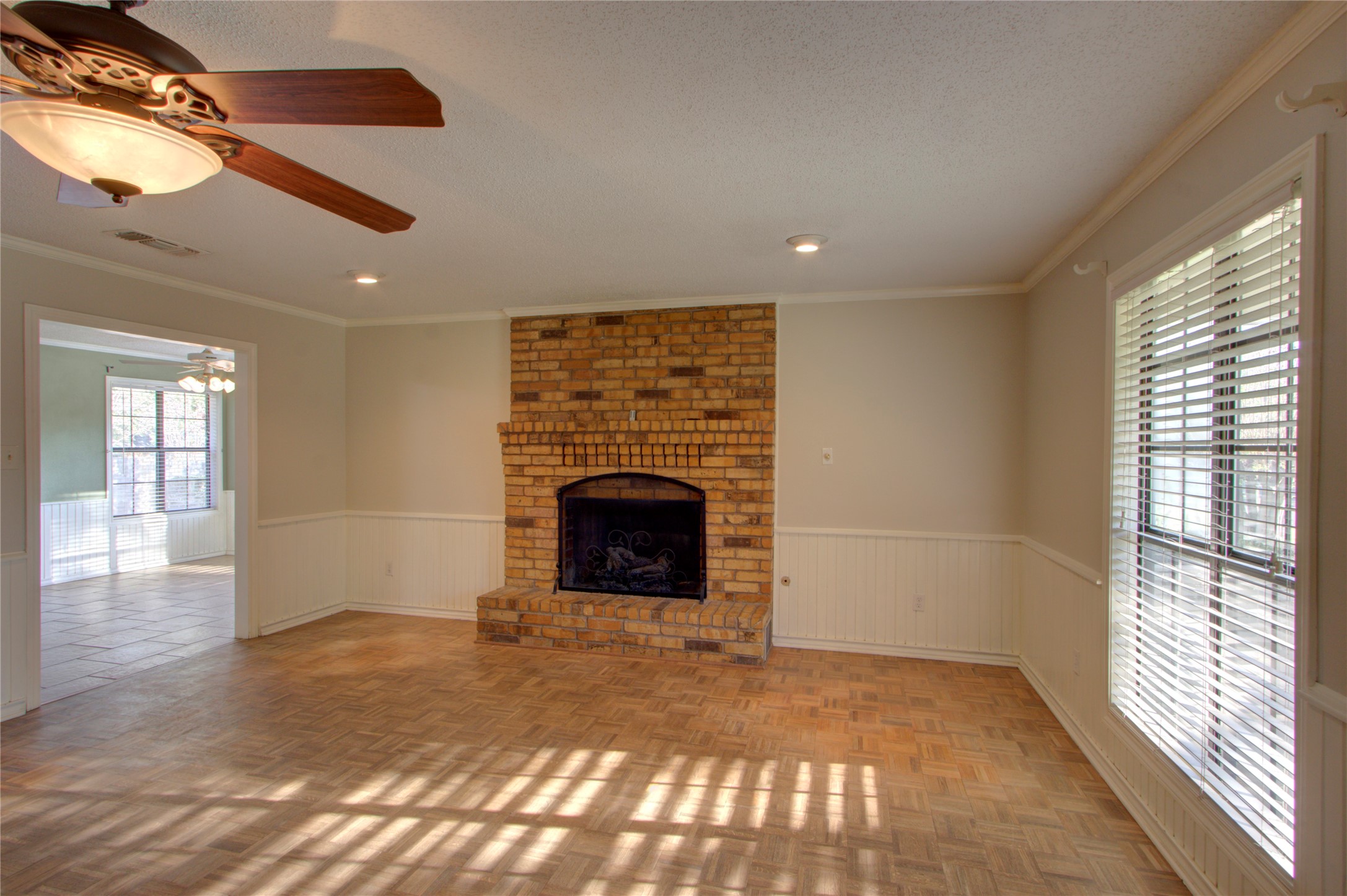 325 Loma Linda Wake Village TX 75501