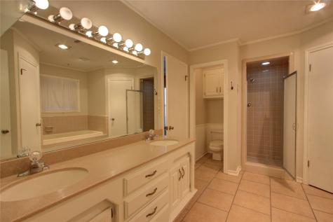 325 Loma Linda Wake Village TX 75501