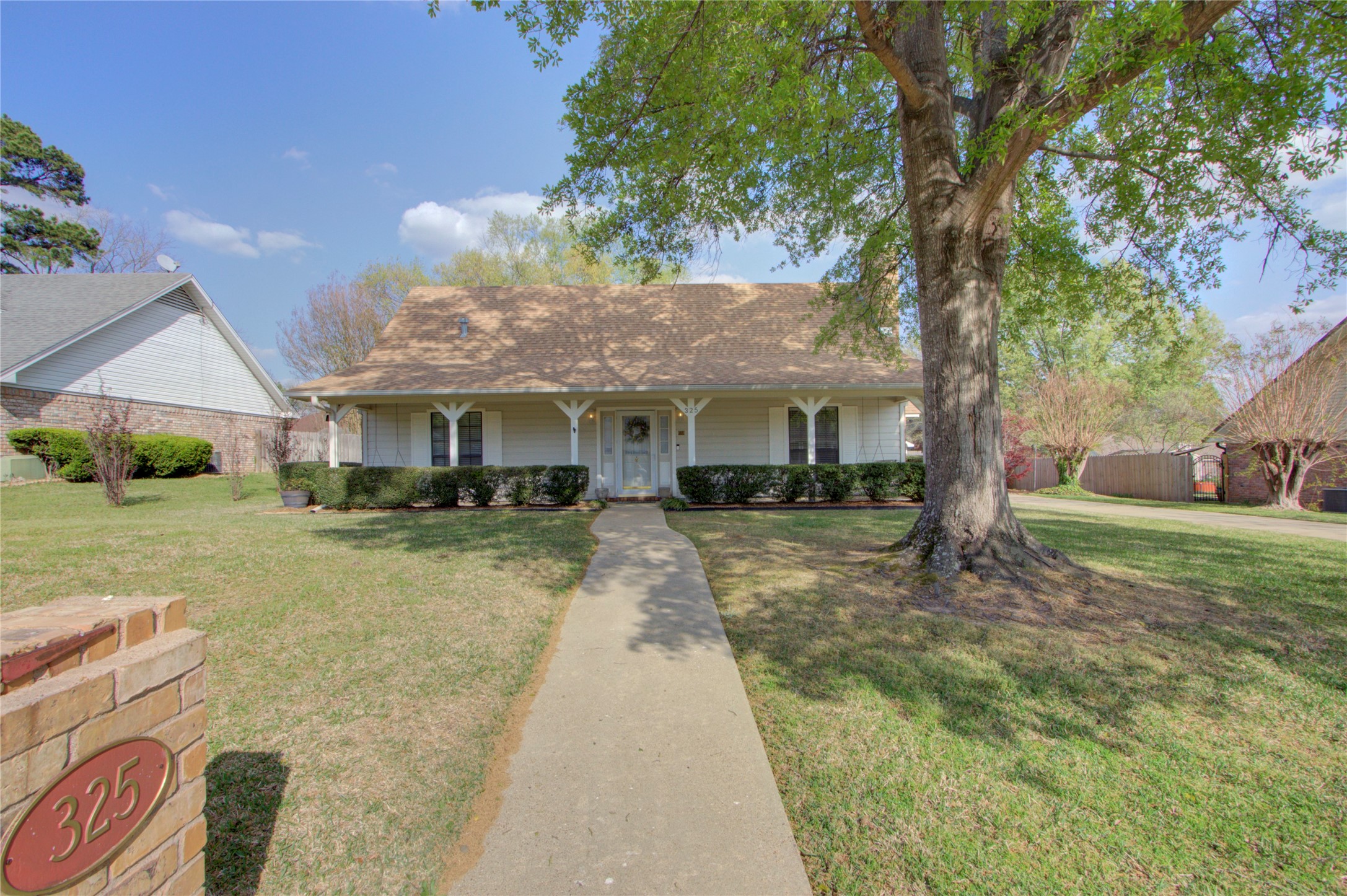 325 Loma Linda Wake Village TX 75501