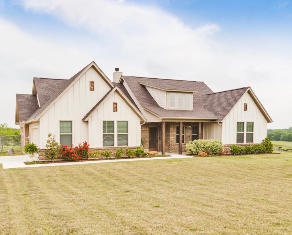 545 County Road 3451 Paradise TX 76073