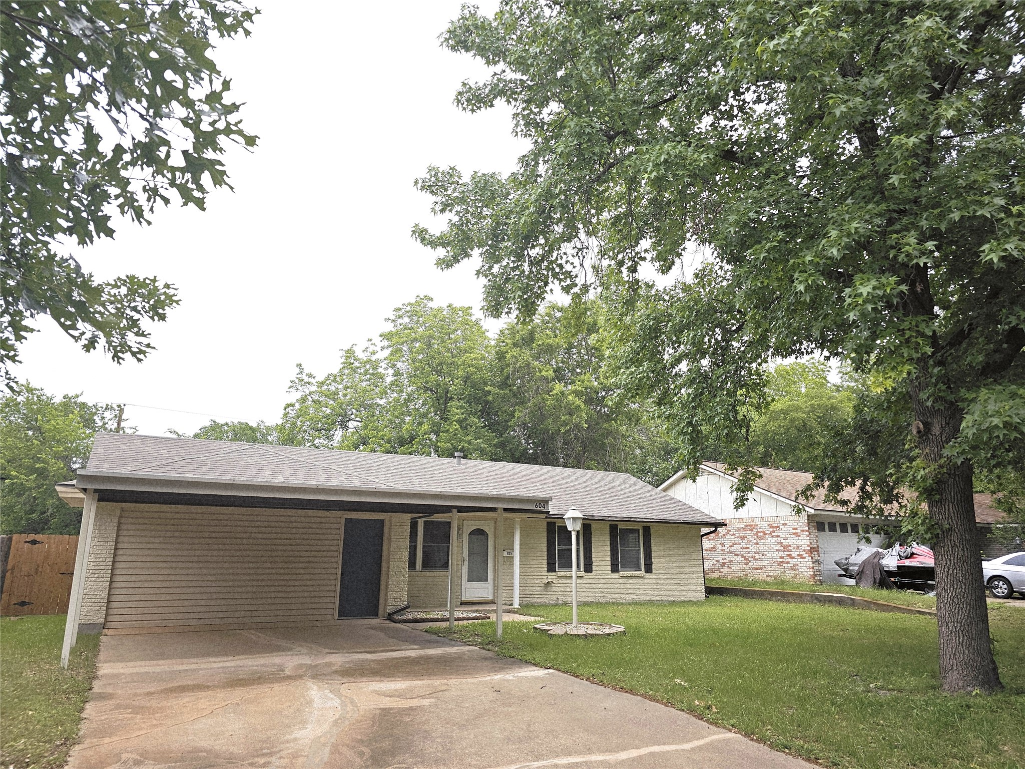 604 Bayless Drive Euless TX 76040