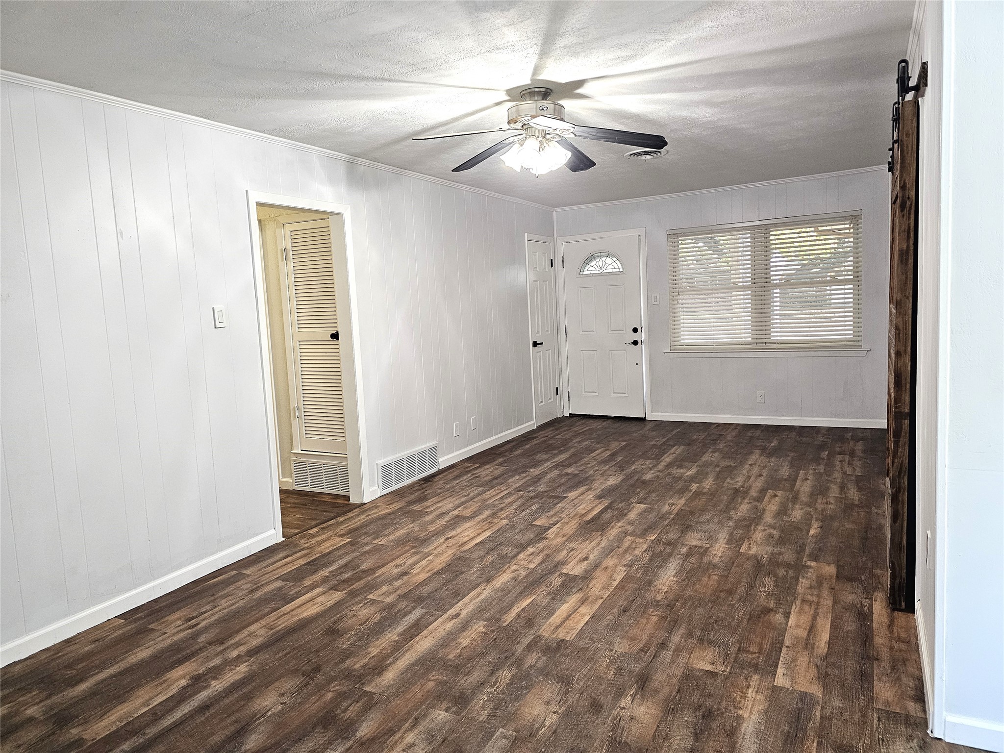 604 Bayless Drive Euless TX 76040