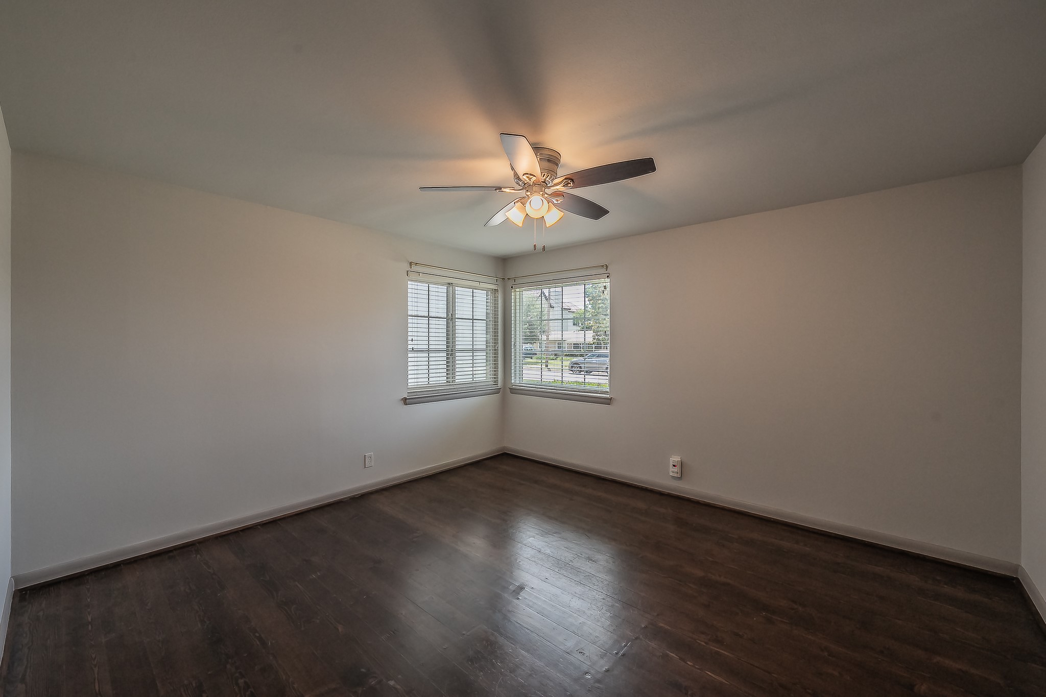 4411 Merrell Road Dallas TX 75229