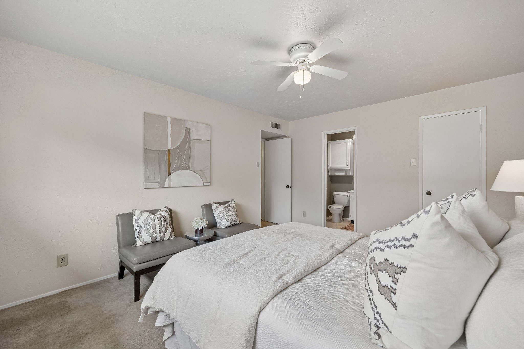 11007 Mccree Road Dallas TX 75238