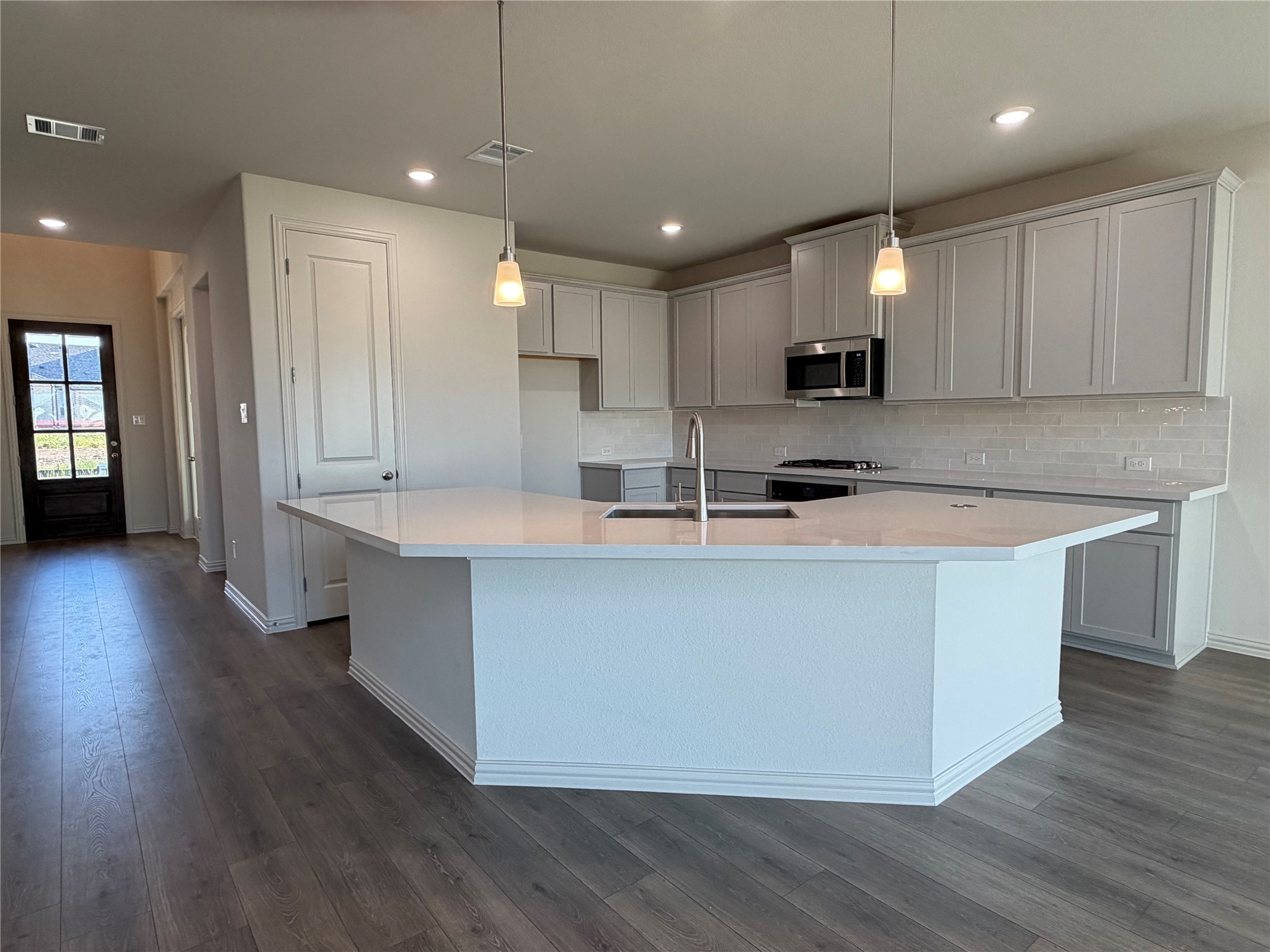 905 Schuberts Road Justin TX 76247