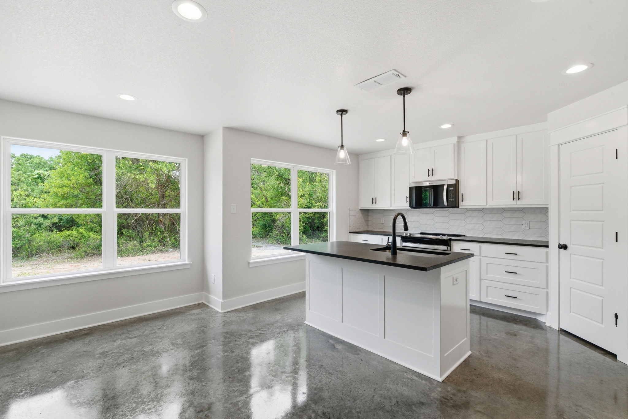105 Graystone Weatherford TX 76088
