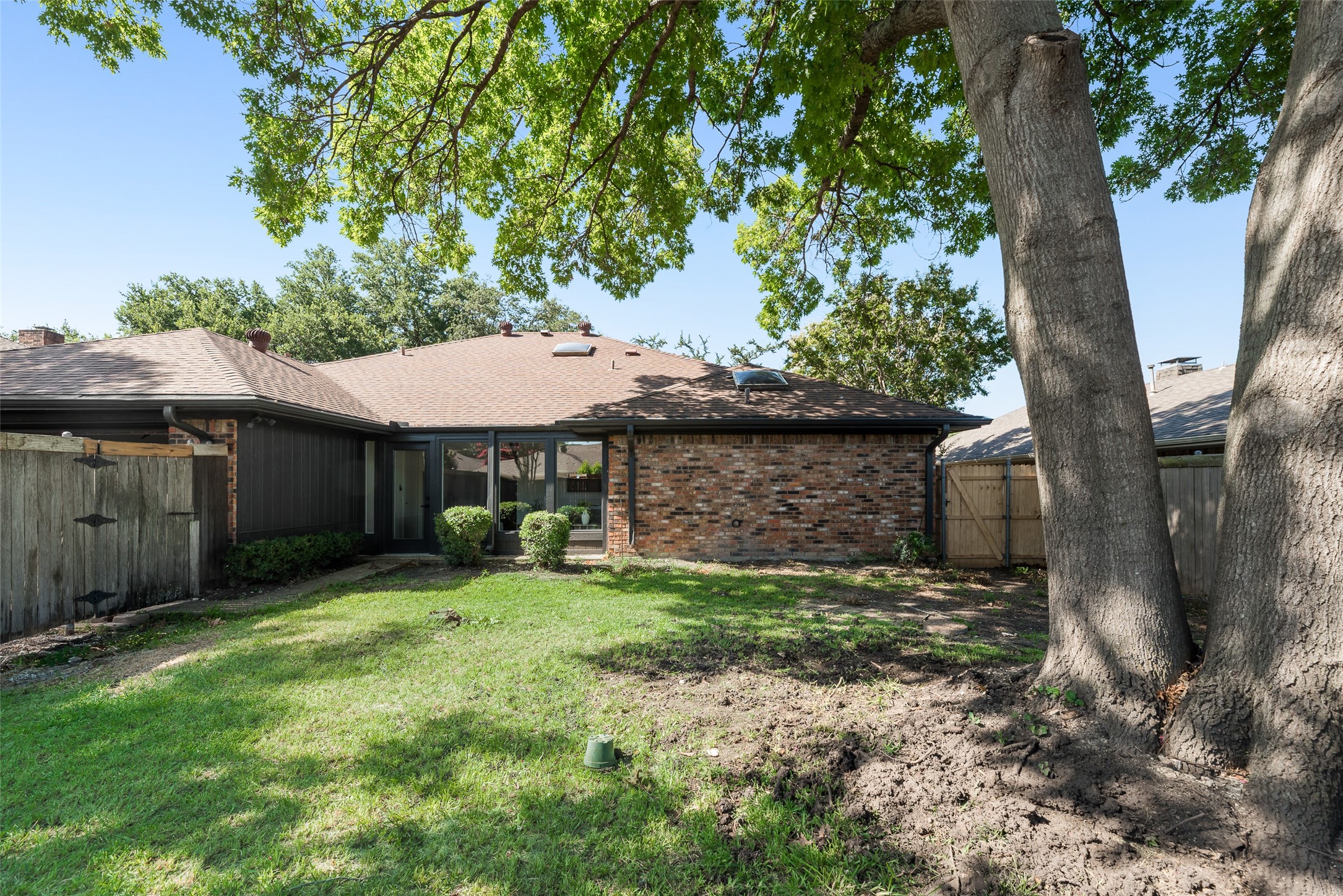 2408 Buttercup Drive Richardson TX 75082