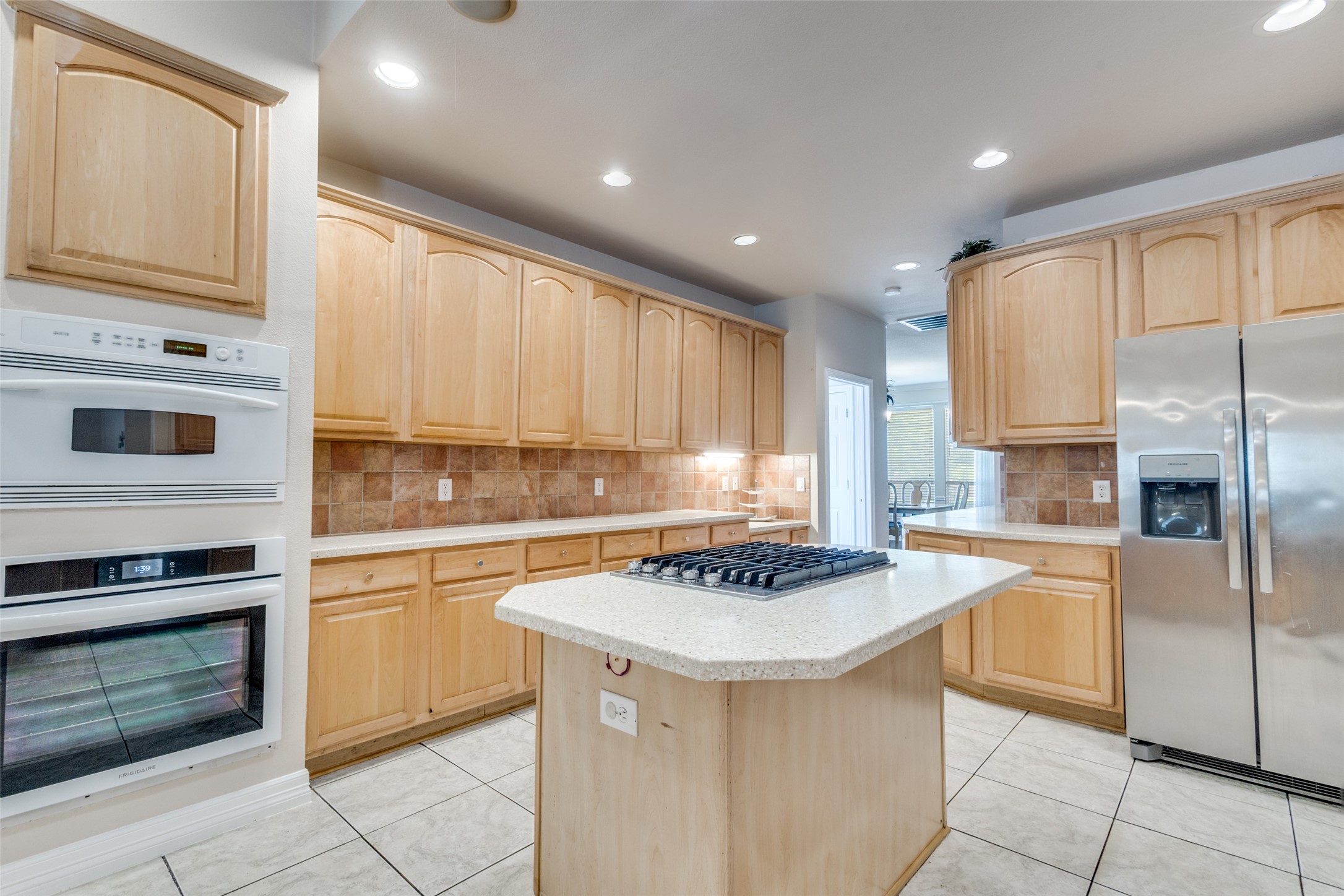 6623 Sapphire Circle S Colleyville TX 76034