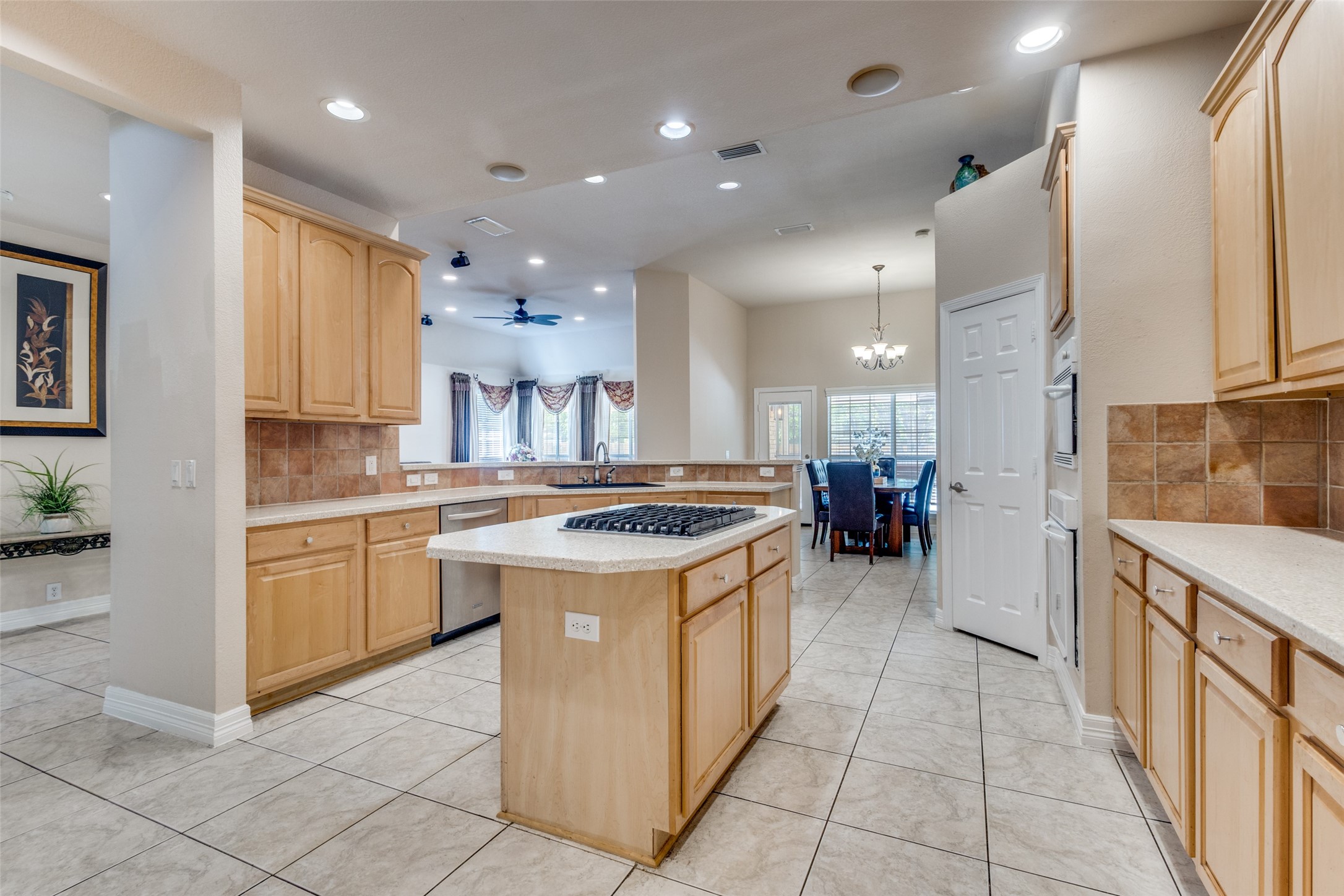 6623 Sapphire Circle S Colleyville TX 76034
