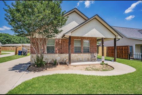 804 Switzer Street Granbury TX 76048