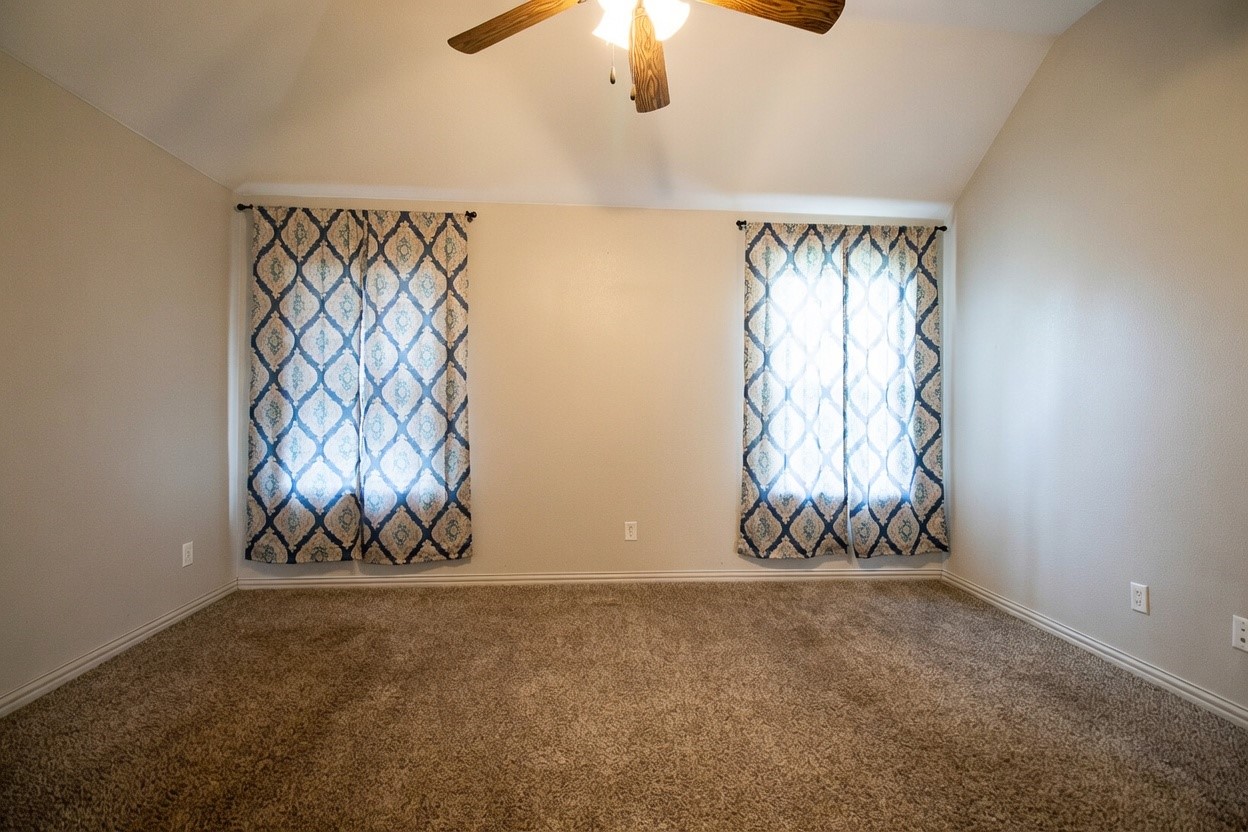 502 Railey Cove Springtown TX 76082