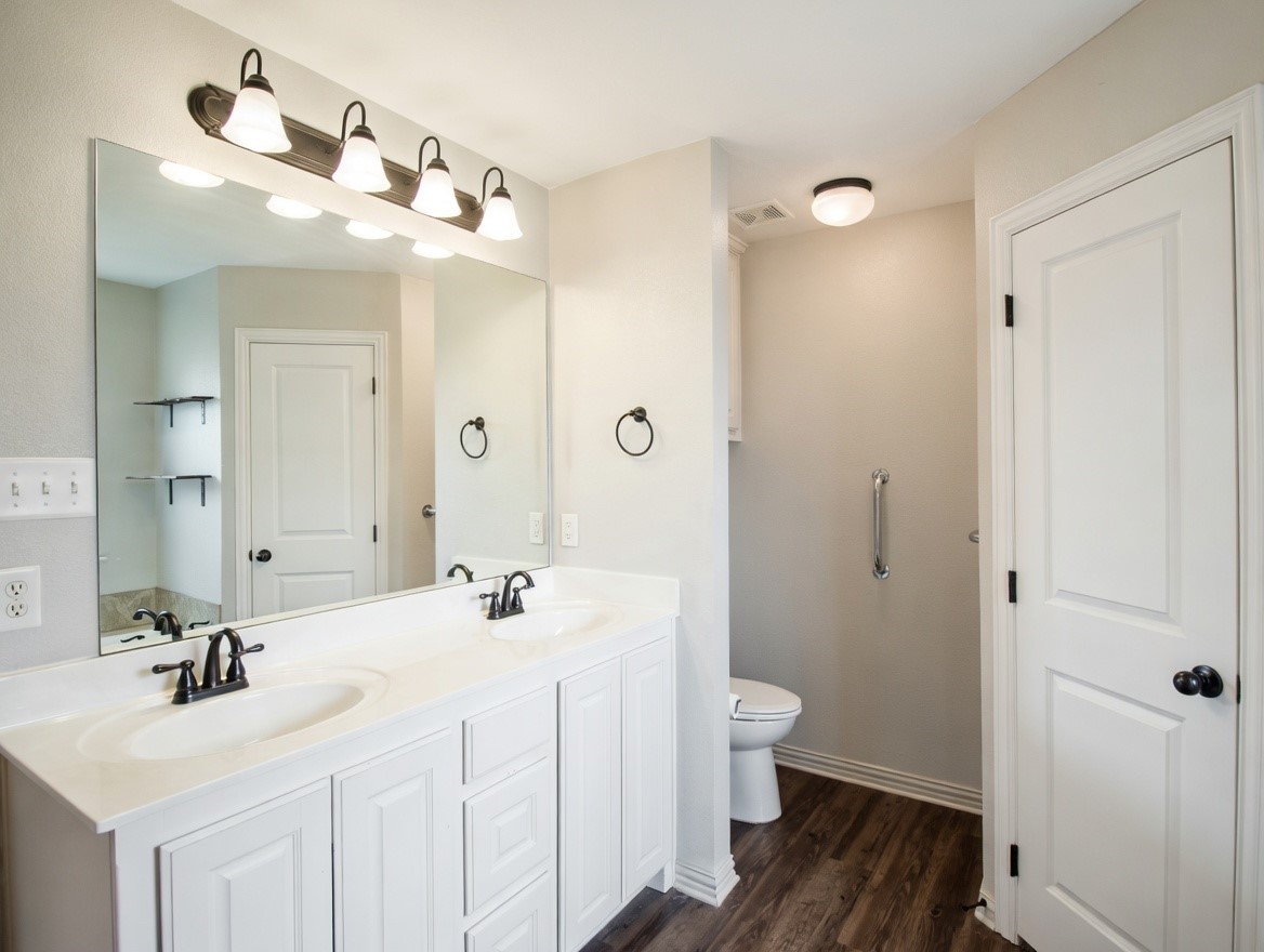 502 Railey Cove Springtown TX 76082